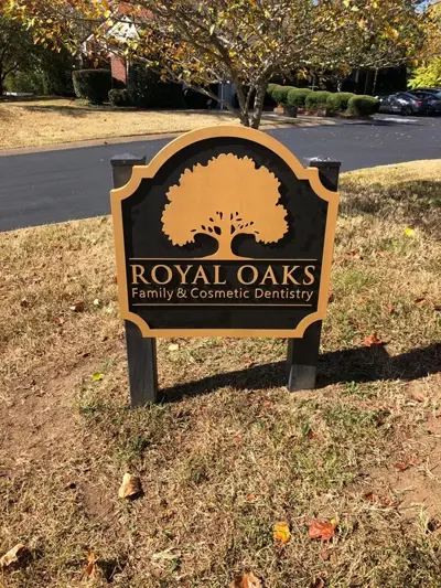 Post & Panel Signs Photo